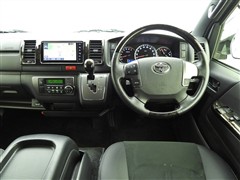 ハイエースV スーパーGLダークP2