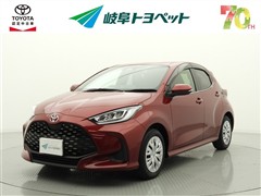 トヨタ　ヤリス ハイブリッド Z