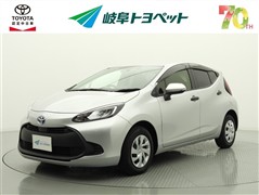 トヨタ　アクア B