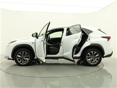 NX200t Fスポーツ