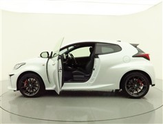 GRヤリス RZ ハイパフォーマンス