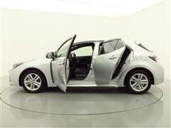 カローラスポーツ ハイブリッド G