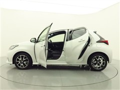 ヤリス ハイブリッド Z