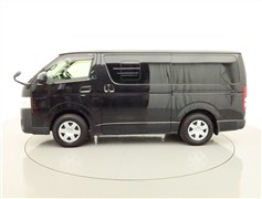 ハイエースバン DX