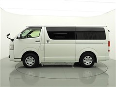 ハイエースV SーGLダークプラ2