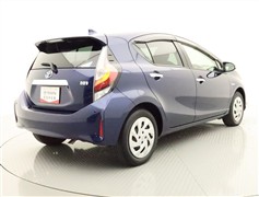 アクア S スタイルブラック