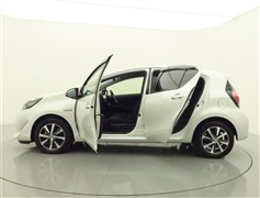 アクア S スタイルブラック