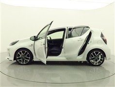 アクア G GRスポーツ17インチP