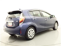 アクア S スタイルブラック