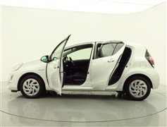 アクア S スタイルブラック