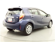 アクア S スタイルブラック