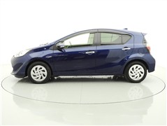 アクア S スタイルブラック