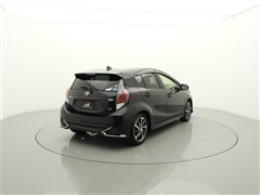 アクア G GRスポーツ