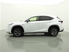 NX200t Fスポーツ