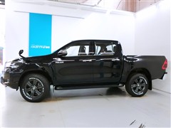 ハイラックス Z