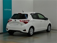 ヴィッツ ハイブリッド F