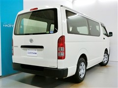 ハイエースバン DX