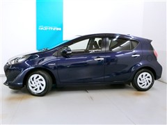 アクア S スタイルブラック