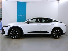 クラウンクロスオーバRSアドバンス