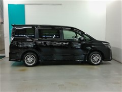 ヴォクシーHV ZS キラメキ3