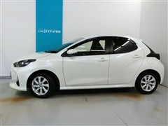 ヤリス ハイブリッド G