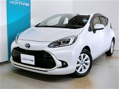 トヨタ　アクア Z