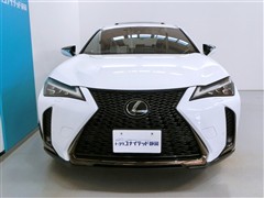 UX200 Fスポーツ