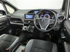 エスクァイア Giプレミアムブラック