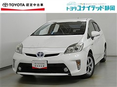 トヨタ プリウス S