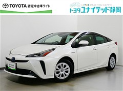 トヨタ プリウス S