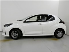 ヤリス ハイブリッド G