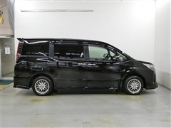 ノア ハイブリッドSi WxB2