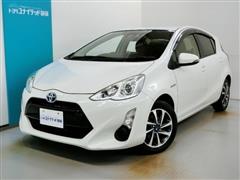 トヨタ アクア G ブラックソフトレザー