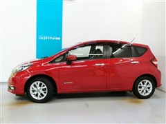 ノート e-パワー メダリスト