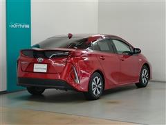 プリウスPHV Aユーティリティー+