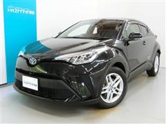 トヨタ　C-HR   S