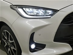 ヤリス ハイブリッド Z