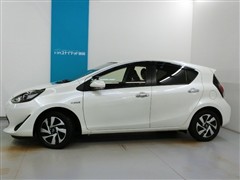 アクア S スタイル ブラック