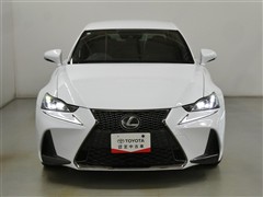 IS200t Fスポーツ