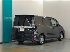 ヴォクシーHV ZS キラメキ3