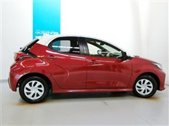 ヤリス ハイブリッド G