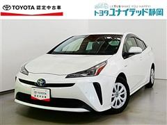 プリウス S