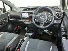 ヴィッツ GRスポーツ GR