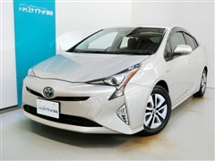 トヨタ プリウス A