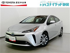 プリウス A