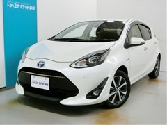 トヨタ アクア S スタイルブラック