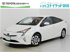 トヨタ プリウス A