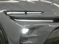 クラウン スポーツ Z