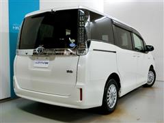 ヴォクシー ハイブリッド V