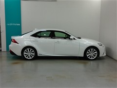 IS300h バージョンL